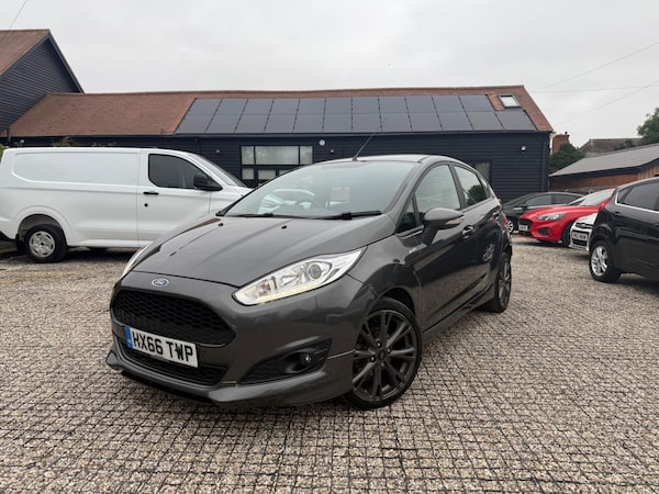 Used Ford Fiesta 2016 for sale - 76085323: Photo 1