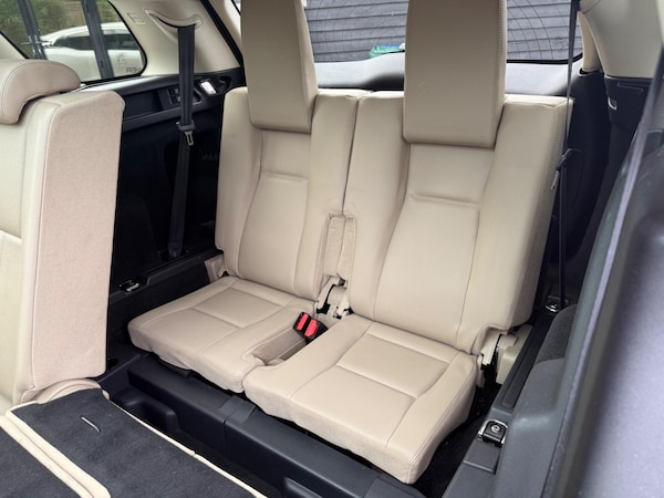 Used Land Rover Discovery Sport 2015 for sale - 76247743: Photo 14
