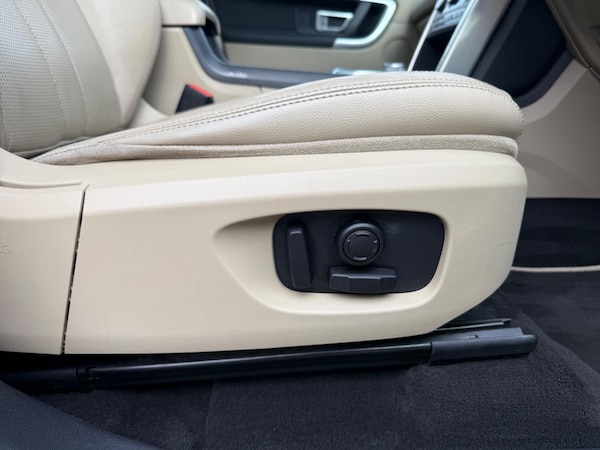 Used Land Rover Discovery Sport 2015 for sale - 76247743: Photo 23