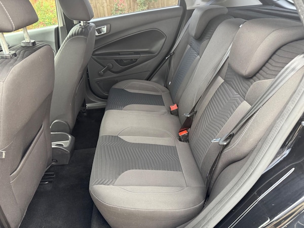 Used Ford Fiesta 2017 for sale - 76085281: Photo 10