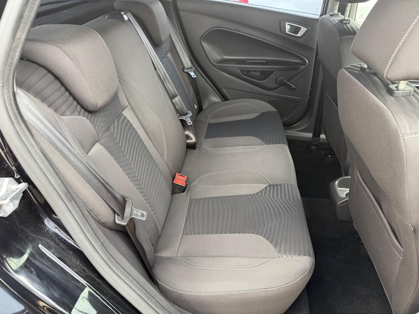 Used Ford Fiesta 2017 for sale - 76085281: Photo 12