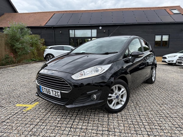 Used Ford Fiesta 2017 for sale - 76085281: Photo 1