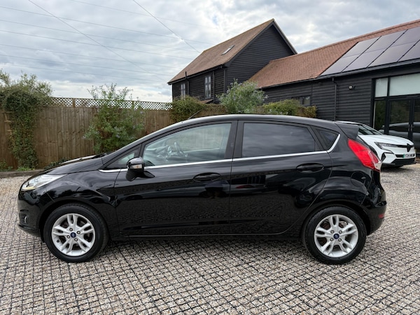 Used Ford Fiesta 2017 for sale - 76085281: Photo 8