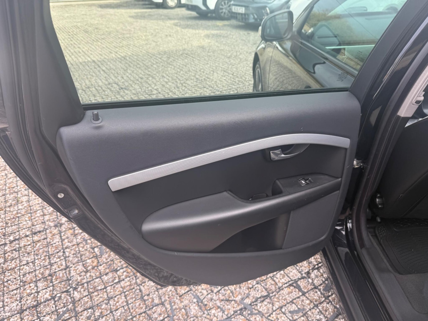 Used Volvo V70 2008 for sale - 76137915: Photo 11