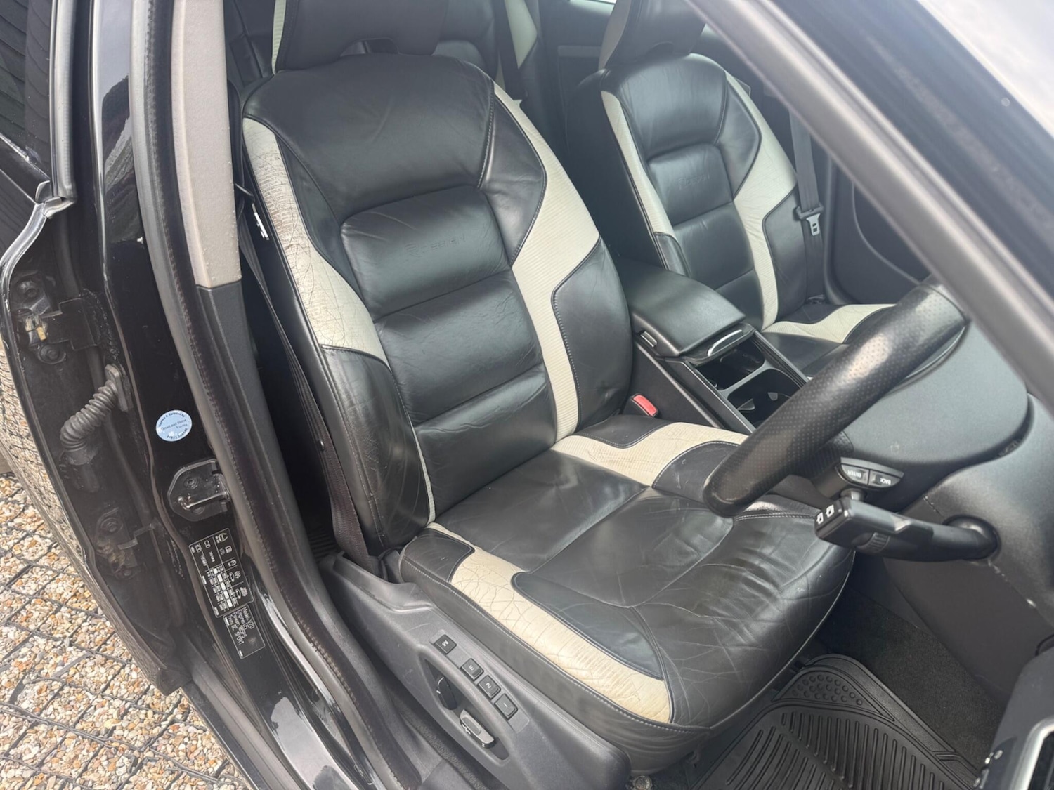 Used Volvo V70 2008 for sale - 76137915: Photo 14