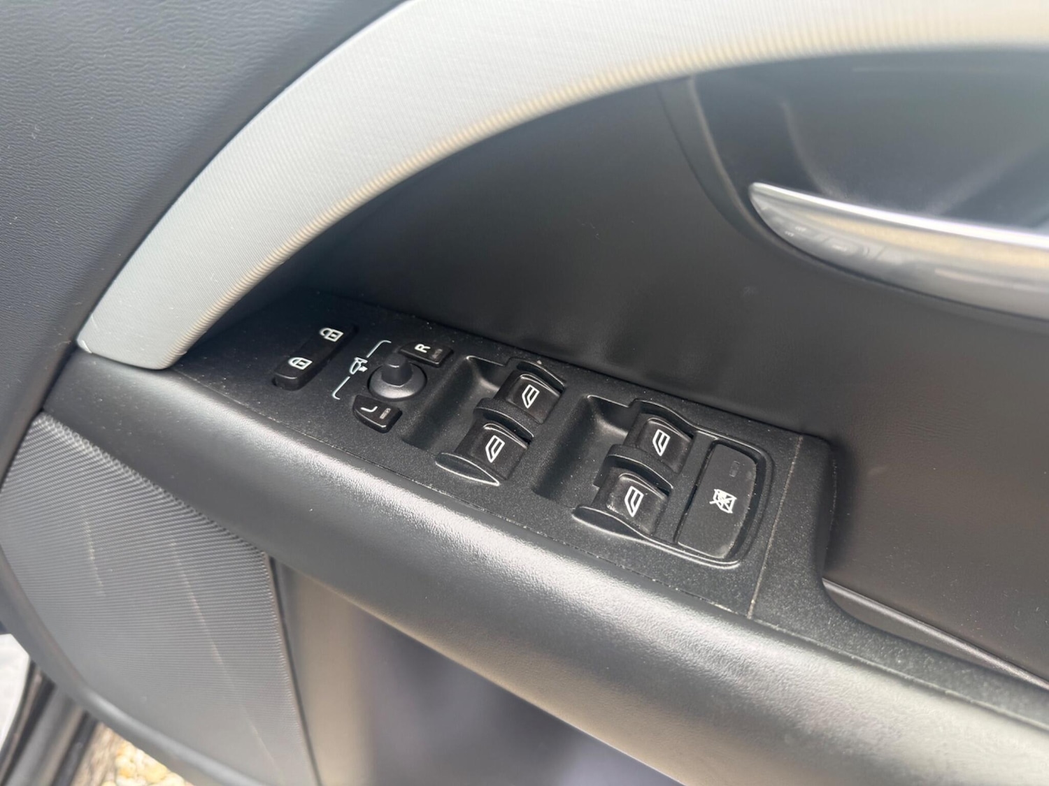 Used Volvo V70 2008 for sale - 76137915: Photo 16