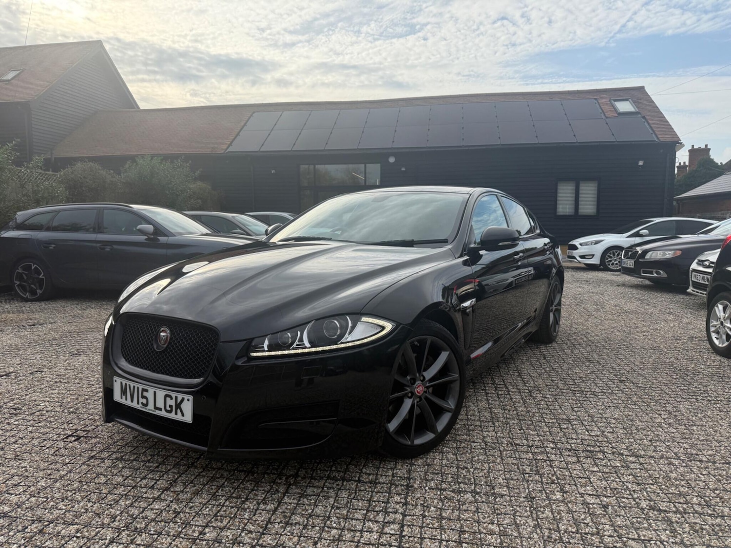 Used Jaguar XF 2015 for sale - 76135868: Photo 1