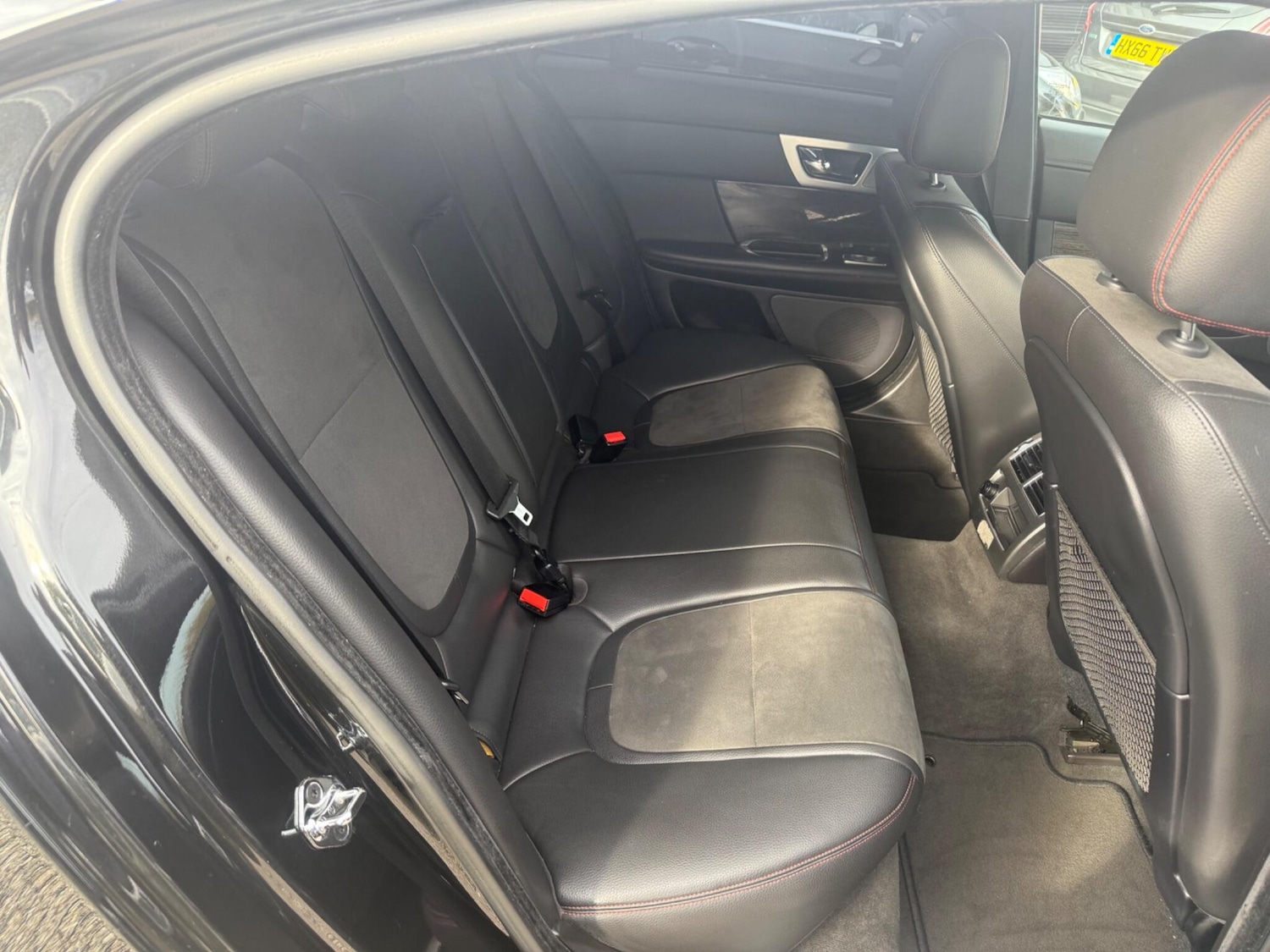 Used Jaguar XF 2015 for sale - 76135868: Photo 12