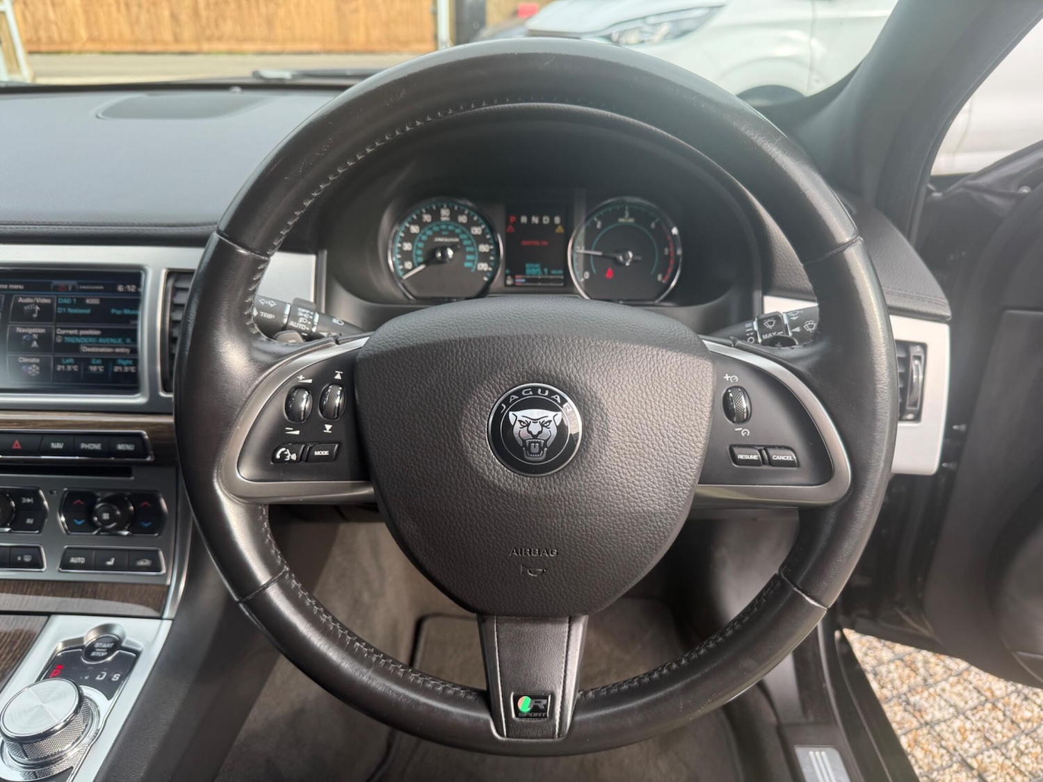 Used Jaguar XF 2015 for sale - 76135868: Photo 19