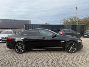 Used Jaguar XF 2015 for sale - 76135868: Photo 4