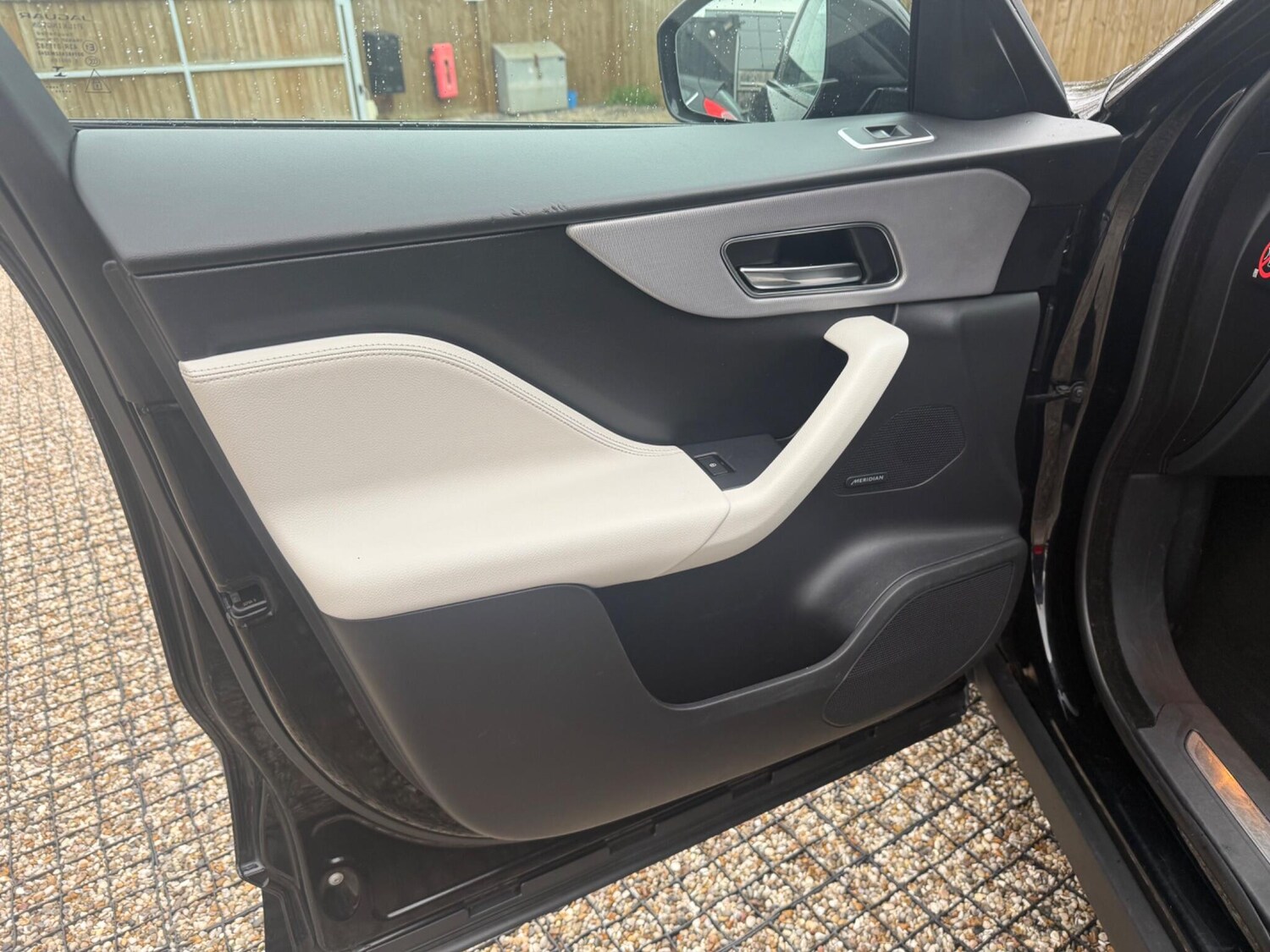 Used Jaguar F-Pace 2016 for sale - 76084053: Photo 10