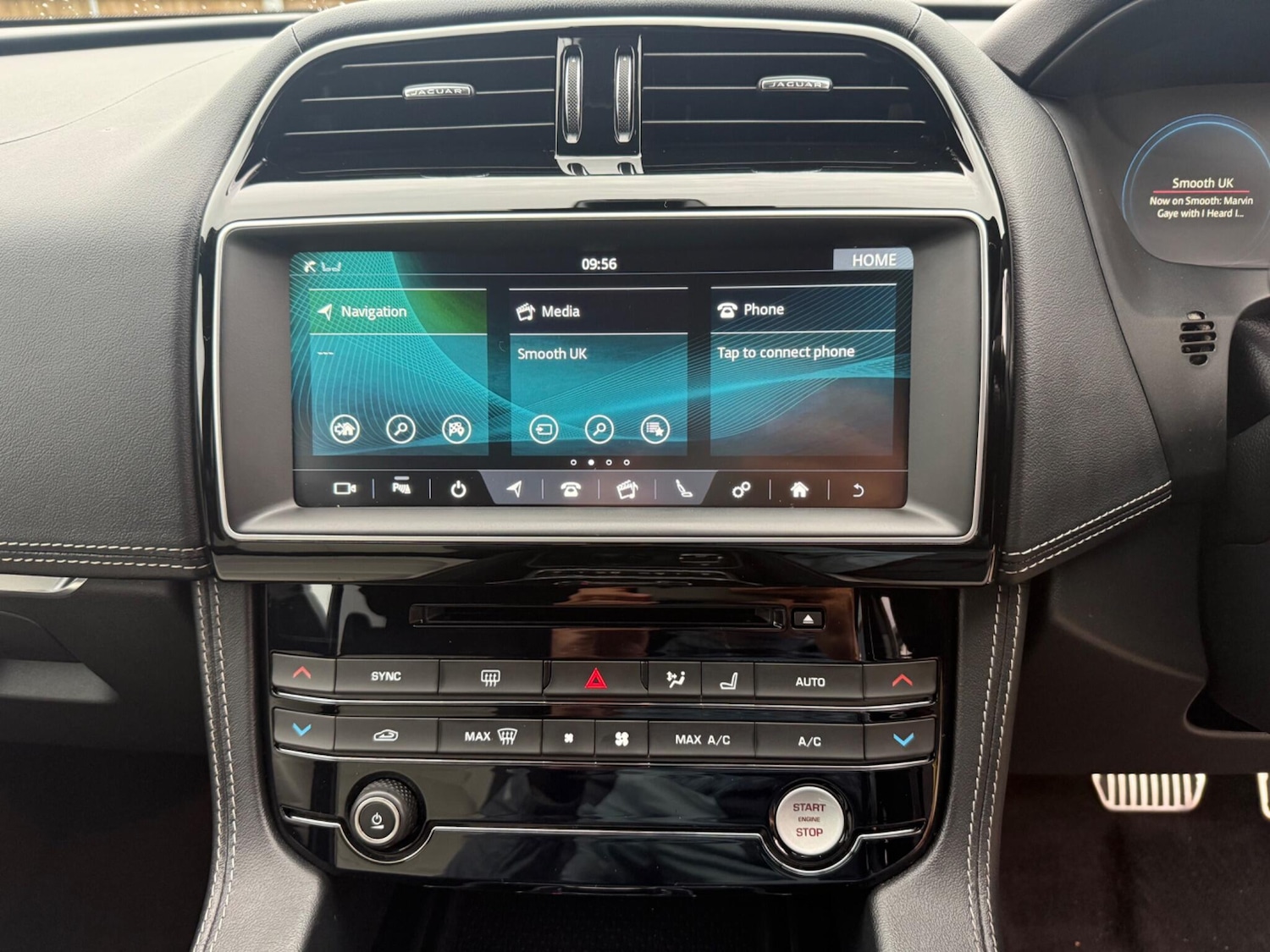 Used Jaguar F-Pace 2016 for sale - 76084053: Photo 29