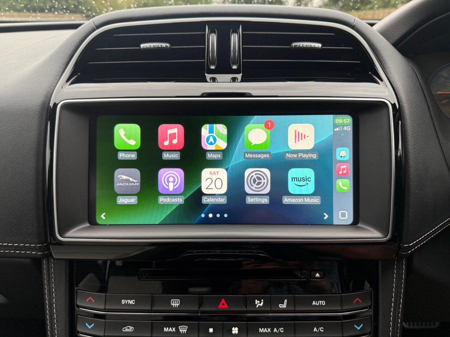 Used Jaguar F-Pace 2016 for sale - 76084053: Photo 34