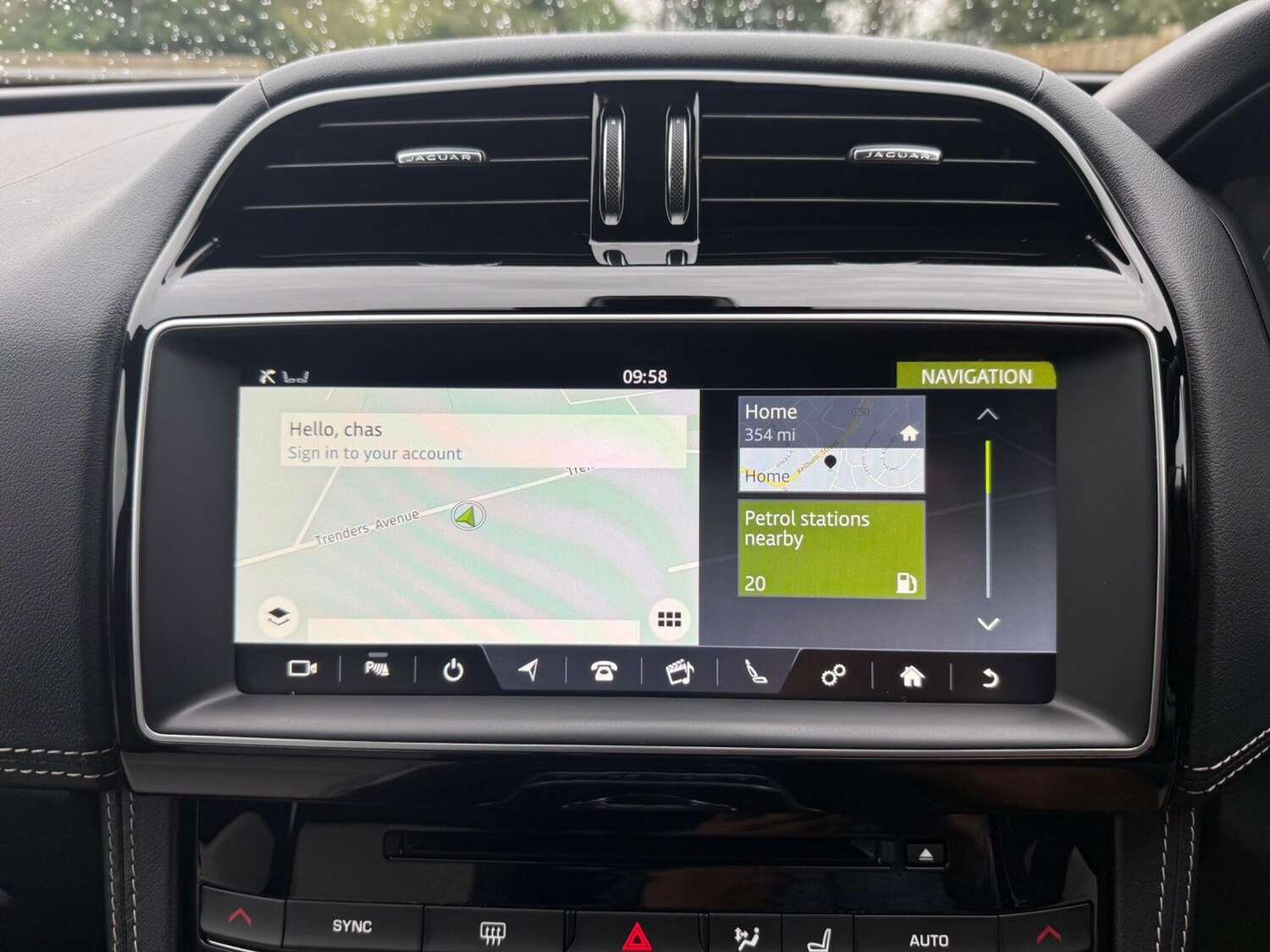 Used Jaguar F-Pace 2016 for sale - 76084053: Photo 36