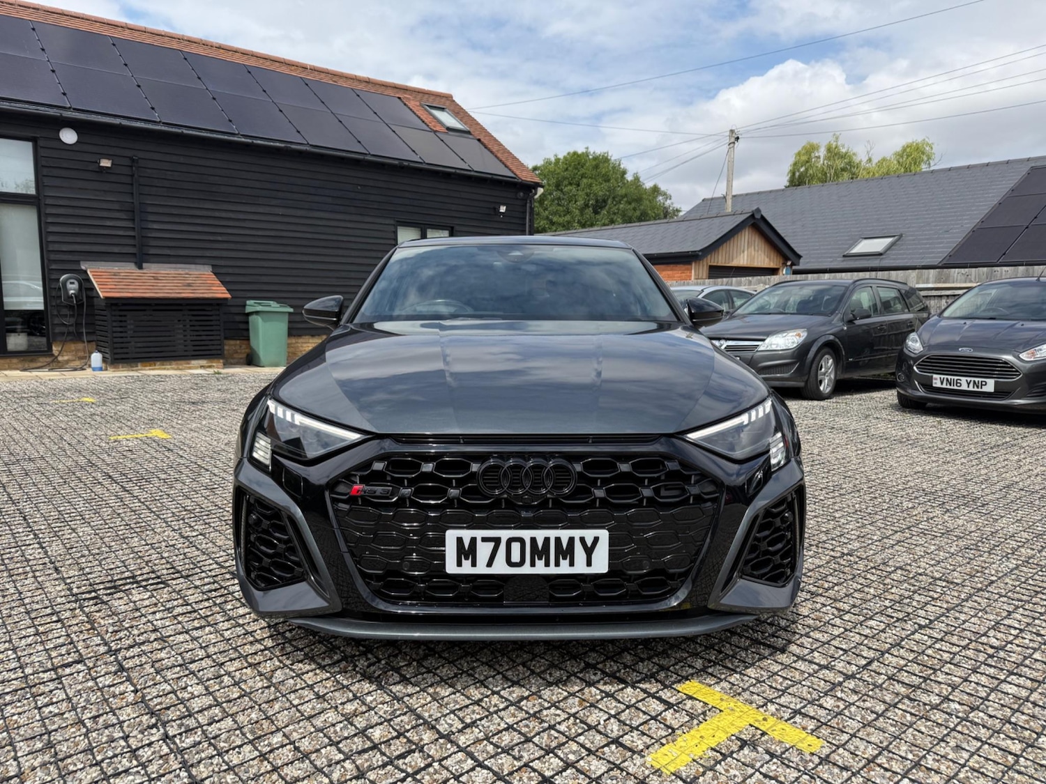 Used Audi RS3 2022 for sale - 76085155: Photo 2