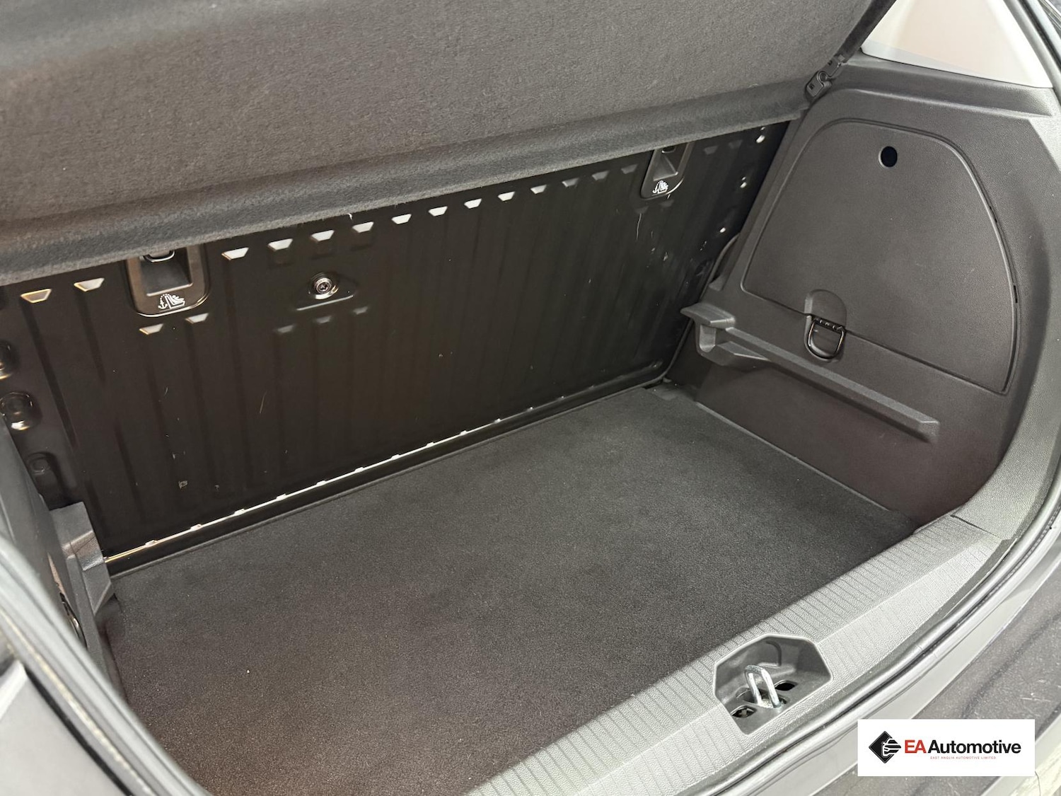 Used Vauxhall Corsa 2017 for sale - 77791317: Photo 28