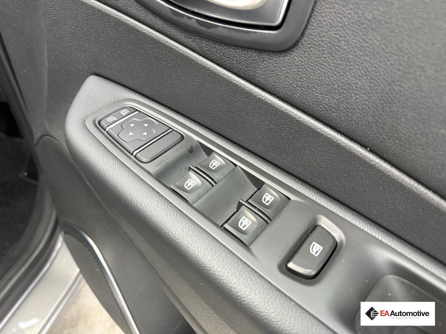 Used Renault Captur 2018 for sale - 77791331: Photo 12