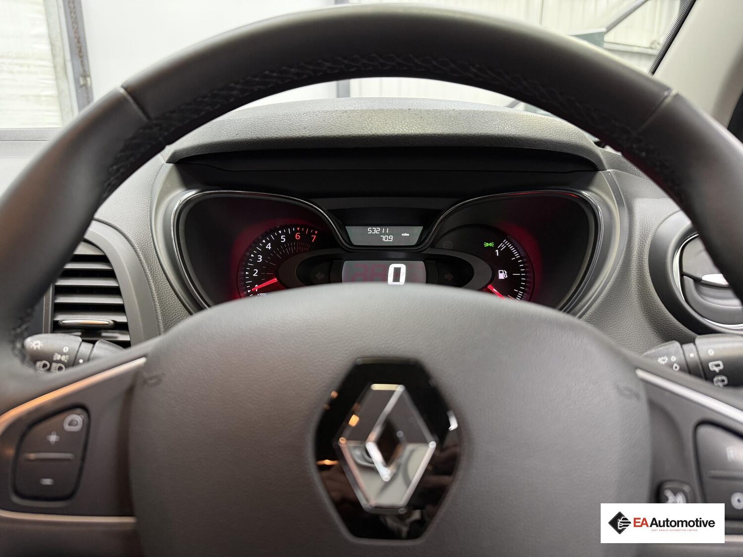 Used Renault Captur 2018 for sale - 77791331: Photo 14