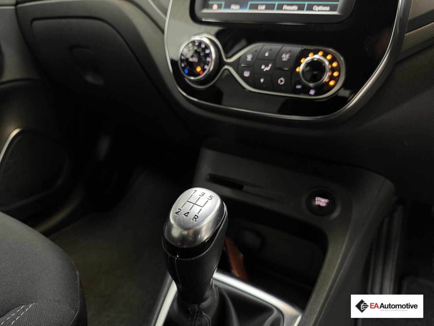 Used Renault Captur 2018 for sale - 77791331: Photo 22