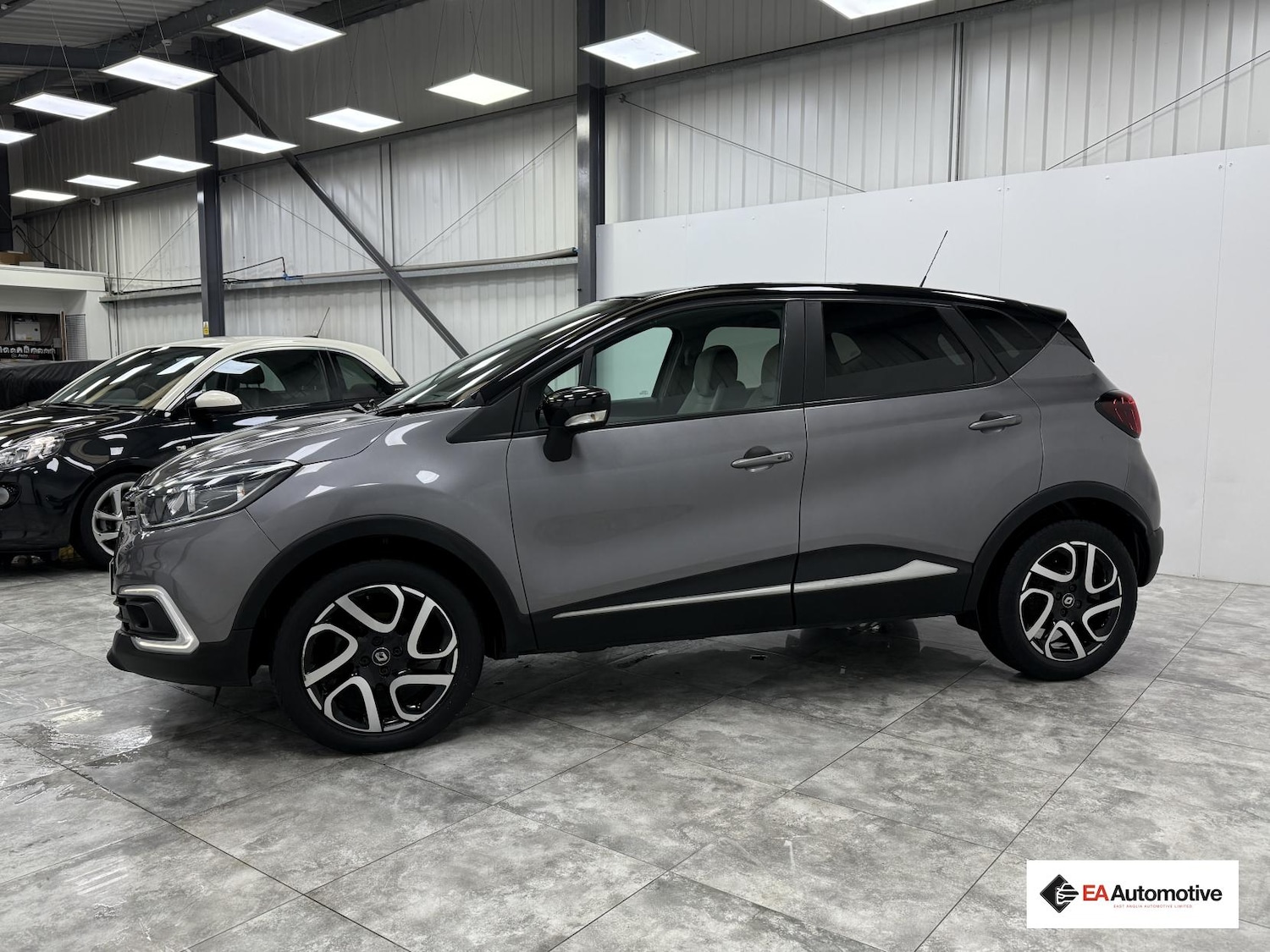 Used Renault Captur 2018 for sale - 77791331: Photo 4