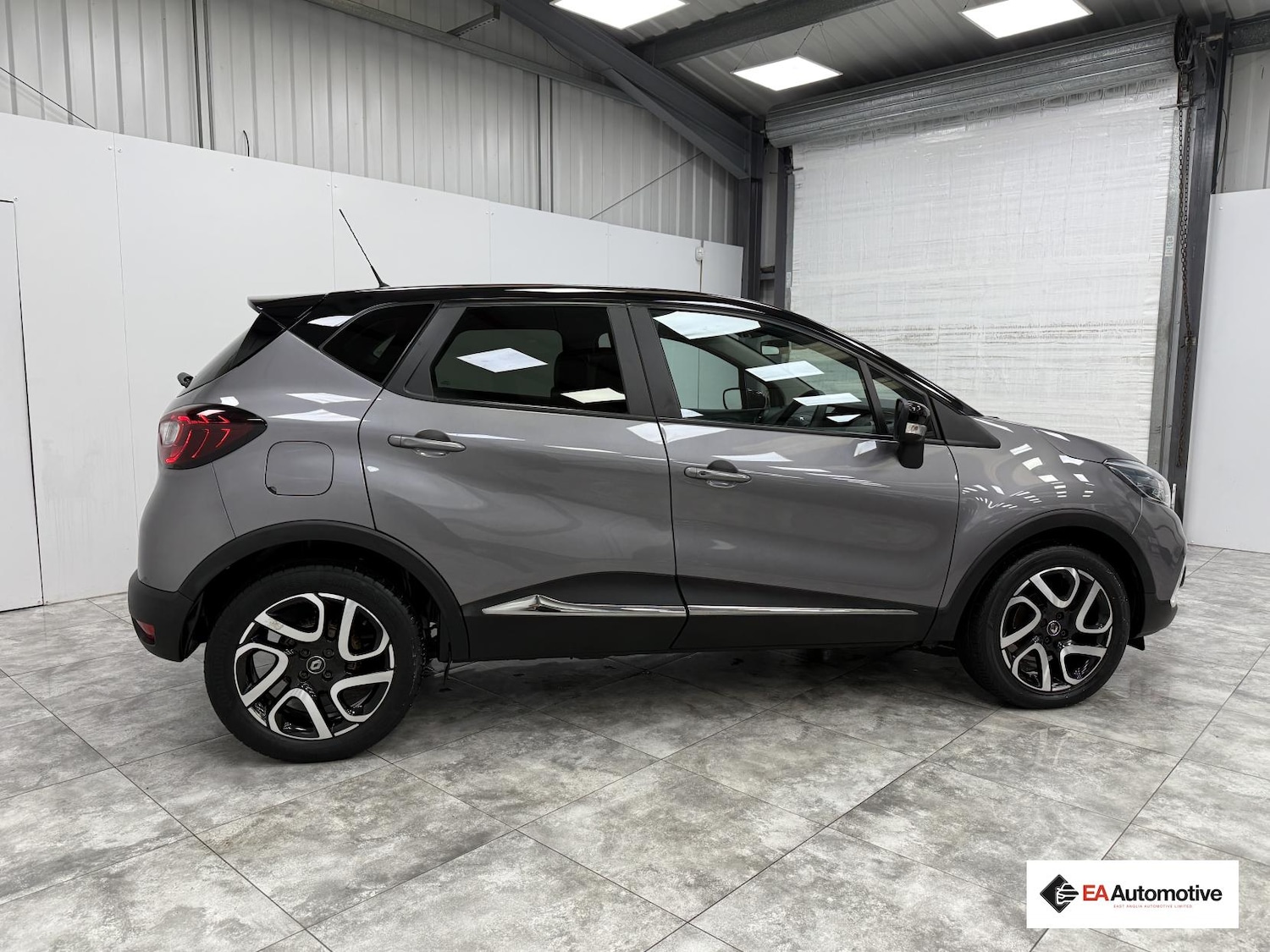 Used Renault Captur 2018 for sale - 77791331: Photo 7
