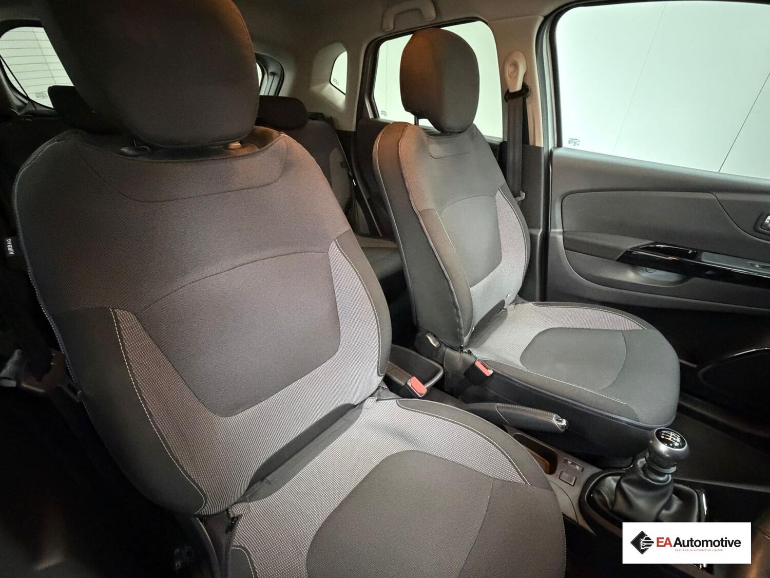 Used Renault Captur 2017 for sale - 77791344: Photo 13