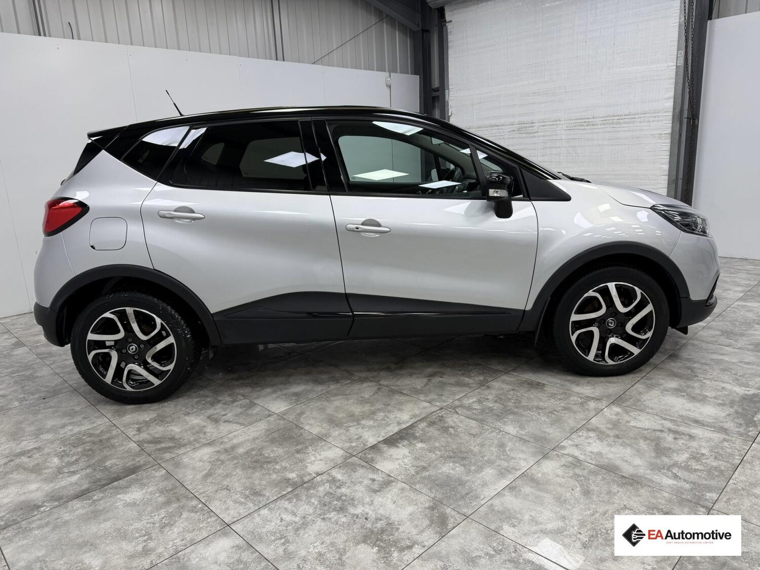 Used Renault Captur 2017 for sale - 77791344: Photo 6