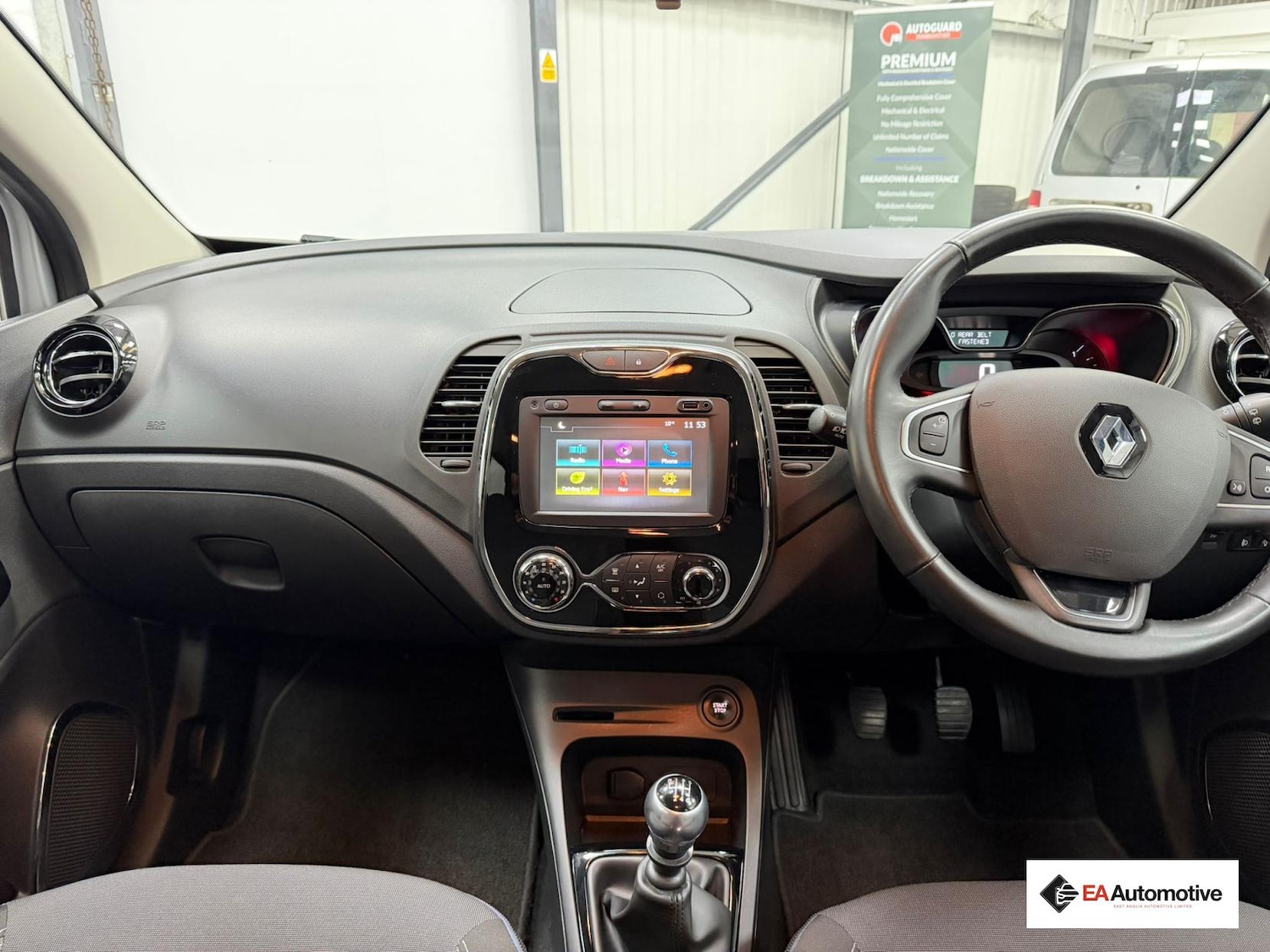 Used Renault Captur 2017 for sale - 77791344: Photo 8