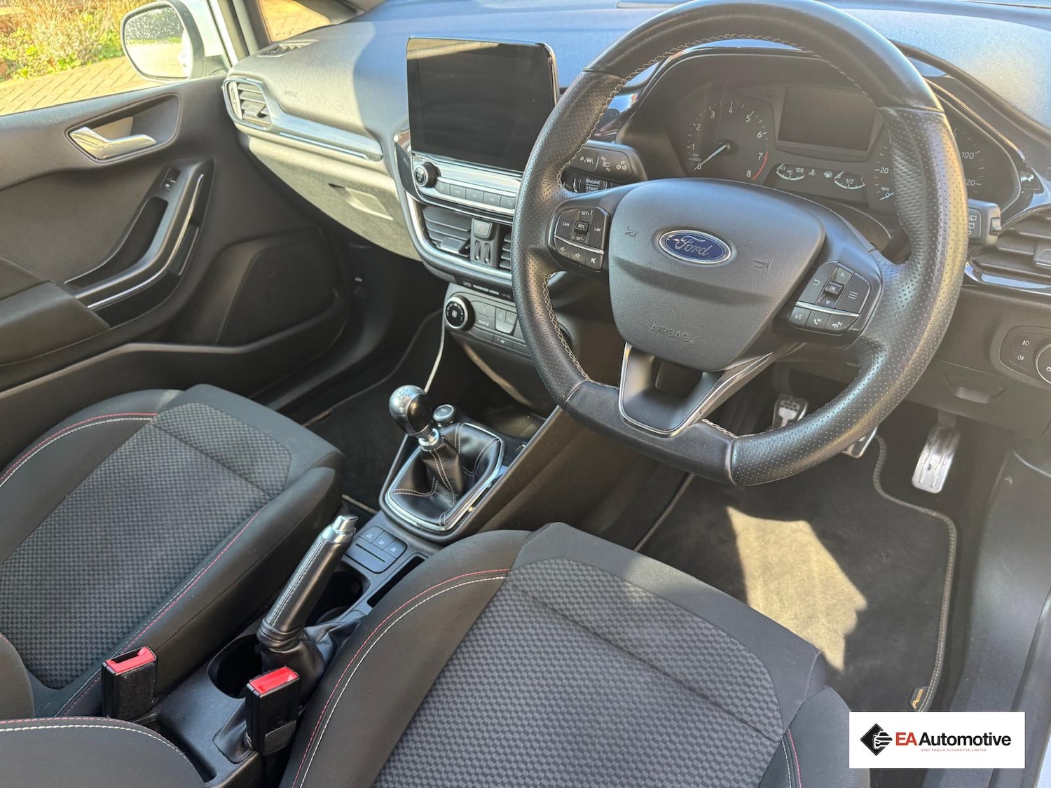 Used Ford Fiesta 2018 for sale - 77802171: Photo 2