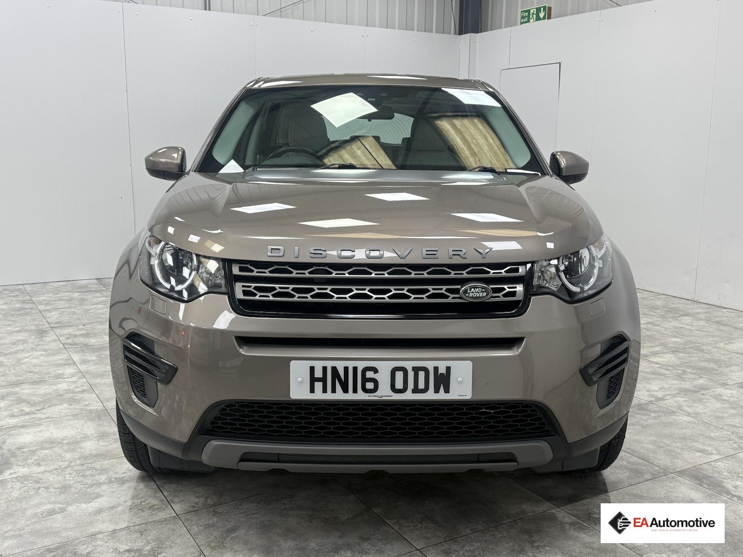 Used Land Rover Discovery Sport 2016 for sale - 77791326: Photo 2