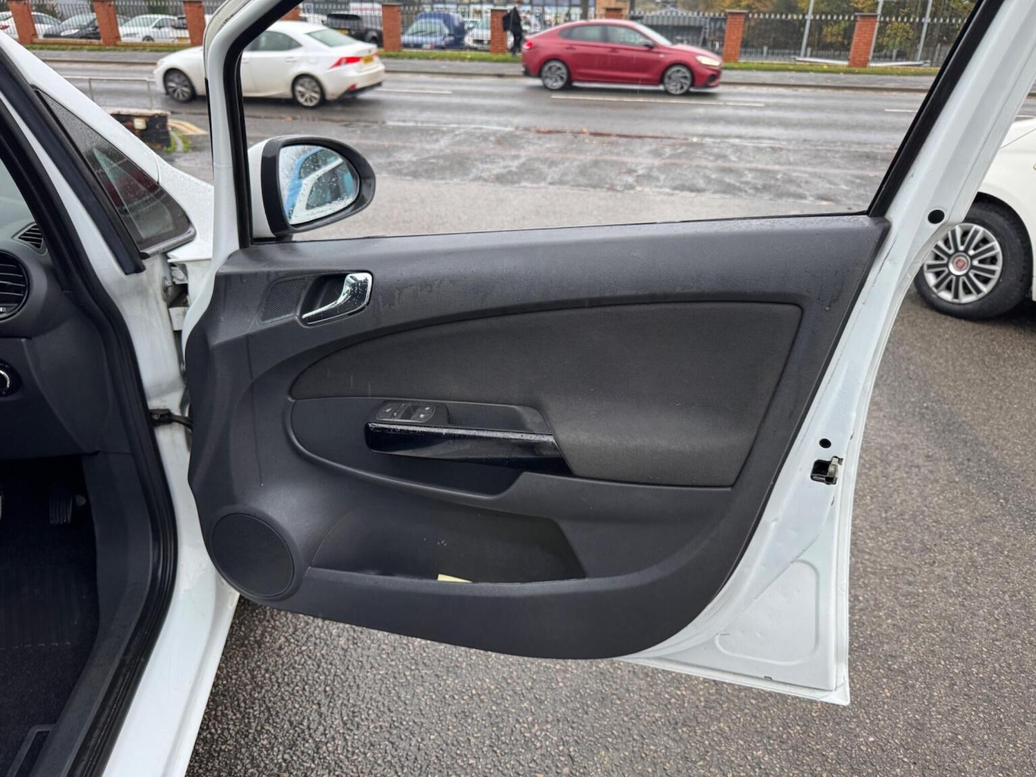 Used Vauxhall Corsa 2010 for sale - 76576908: Photo 24