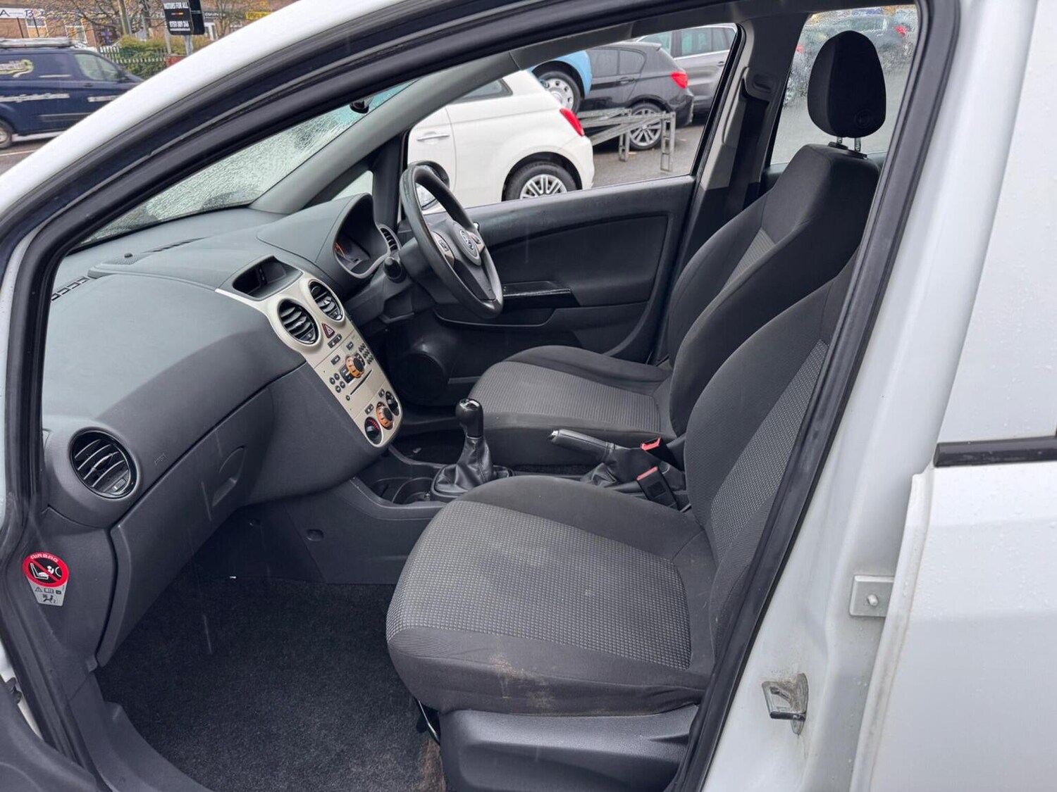 Used Vauxhall Corsa 2010 for sale - 76576908: Photo 36