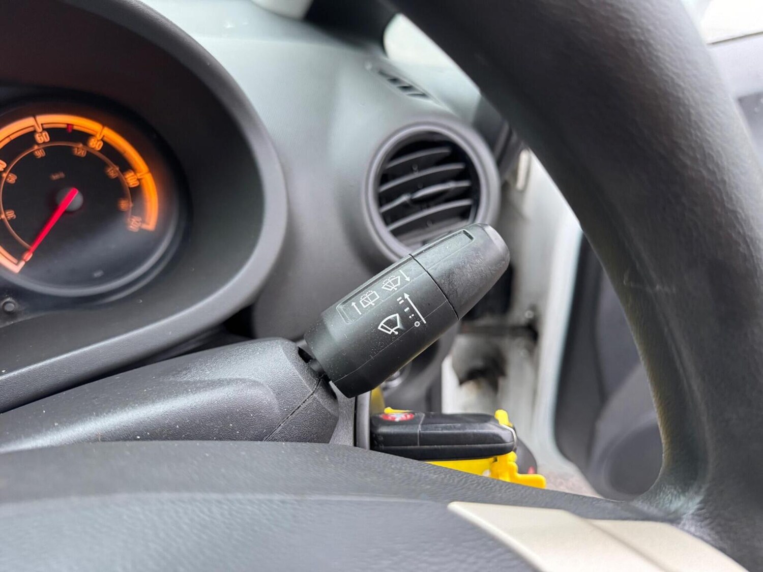 Used Vauxhall Corsa 2010 for sale - 76576908: Photo 44