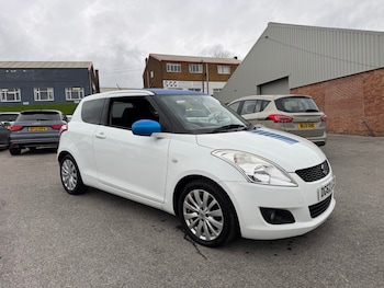 Used Suzuki Swift 2012 for sale - 77679410: Photo
