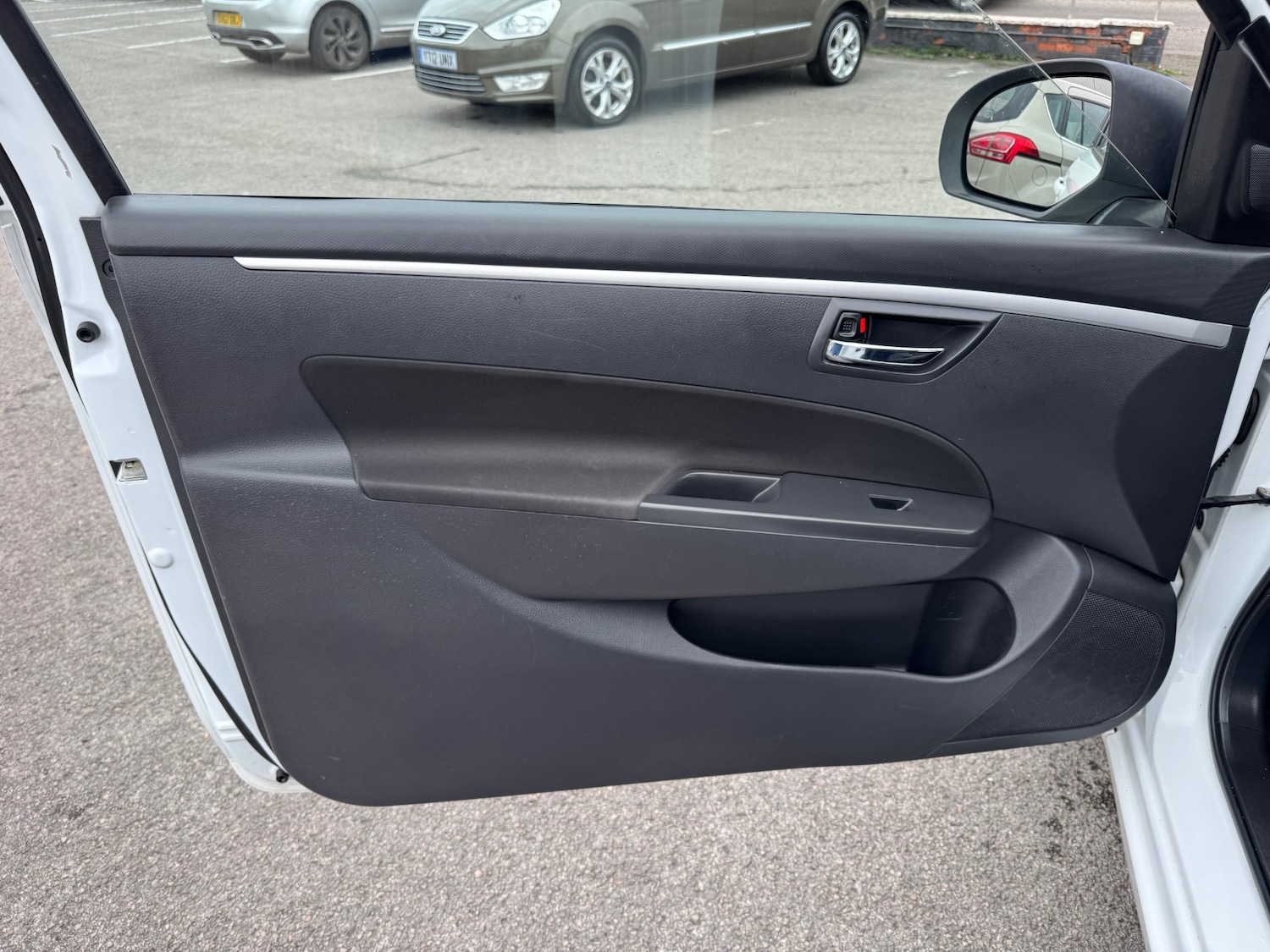 Used Suzuki Swift 2012 for sale - 77679410: Photo 20