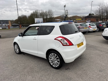 Used Suzuki Swift 2012 for sale - 77679410: Photo