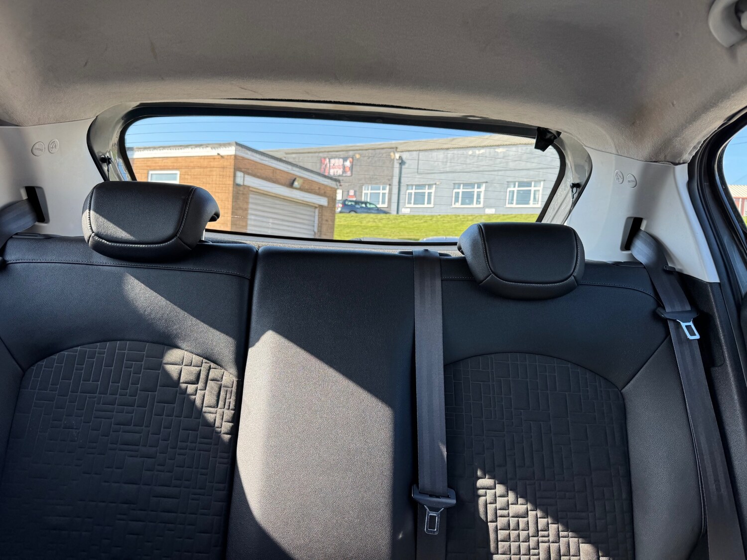 Used Vauxhall Corsa 2015 for sale - 77943622: Photo 25