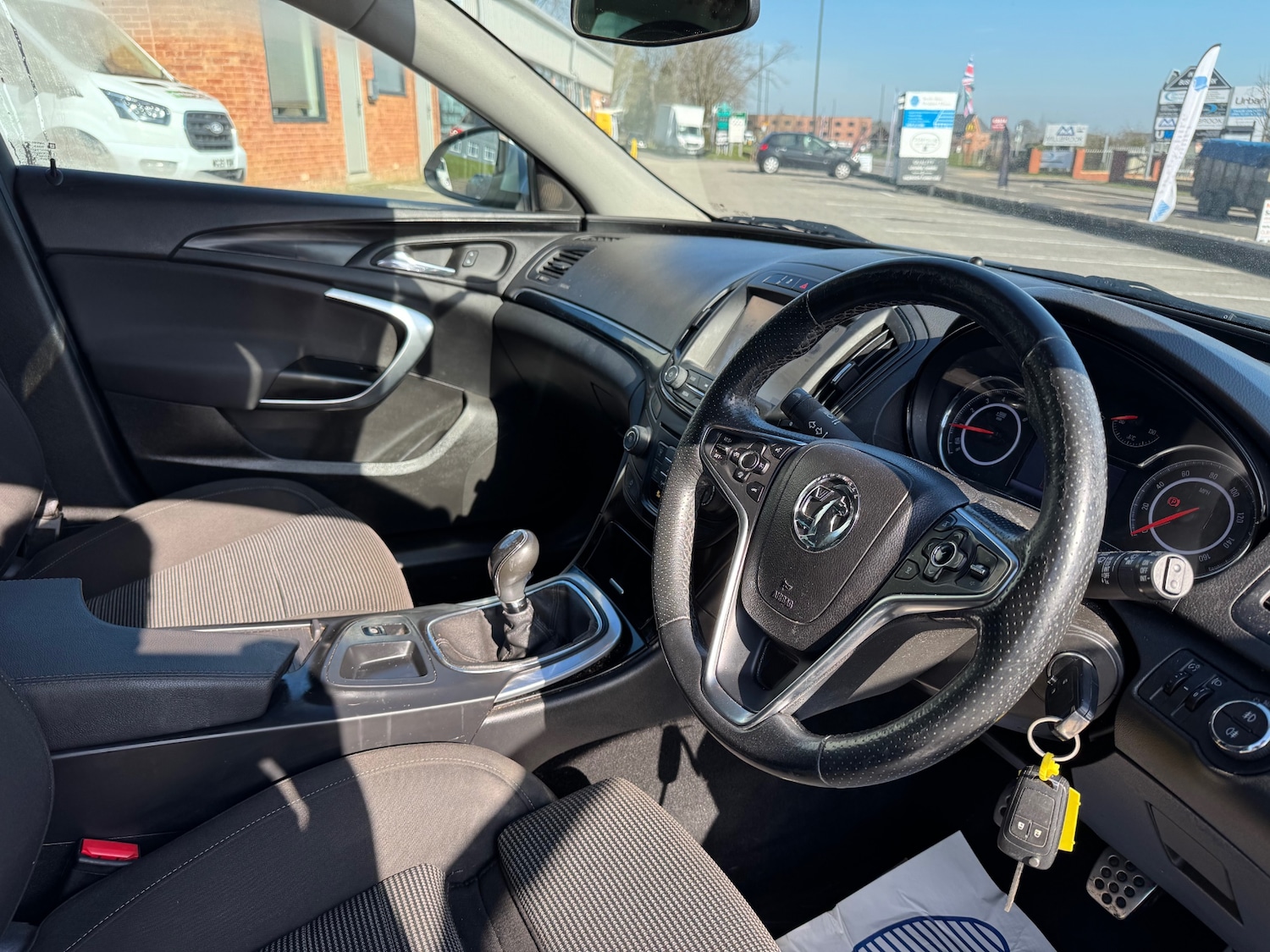 Used Vauxhall Insignia 2017 for sale - 77943603: Photo 10