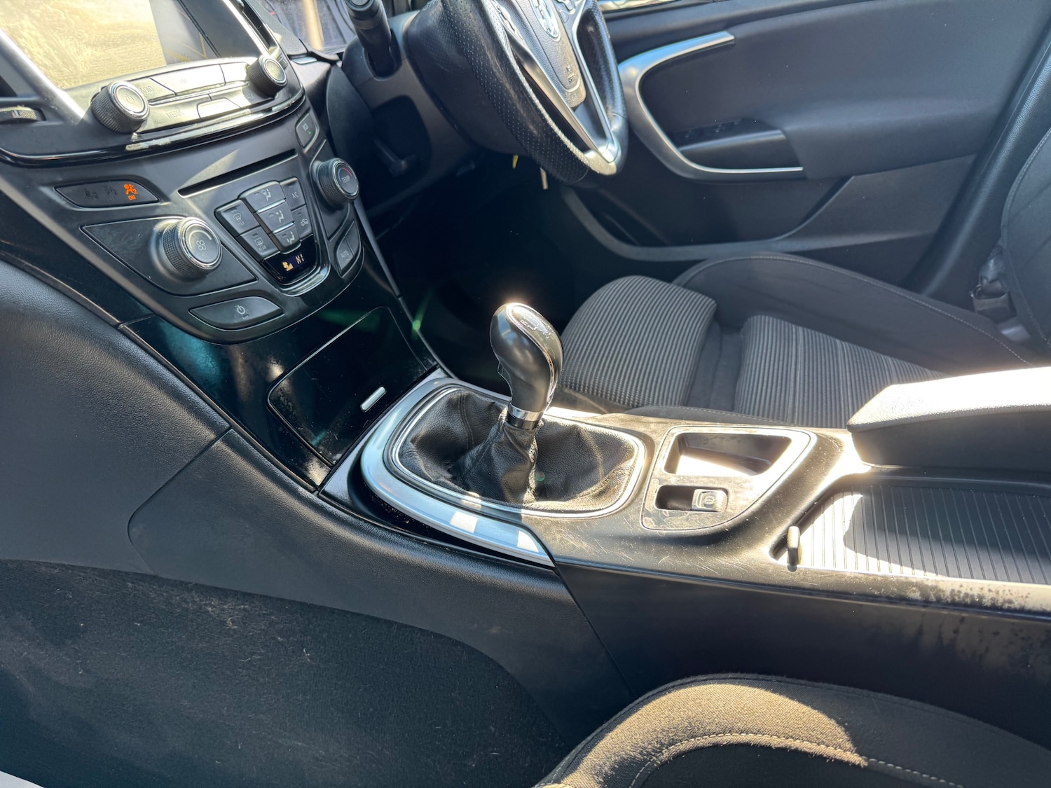 Used Vauxhall Insignia 2017 for sale - 77943603: Photo 25