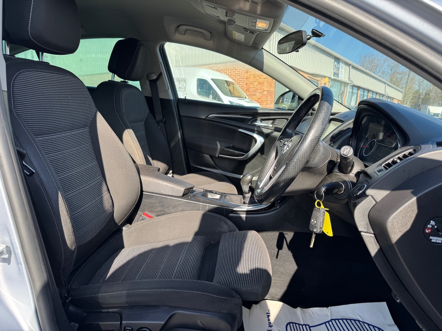 Used Vauxhall Insignia 2017 for sale - 77943603: Photo 9