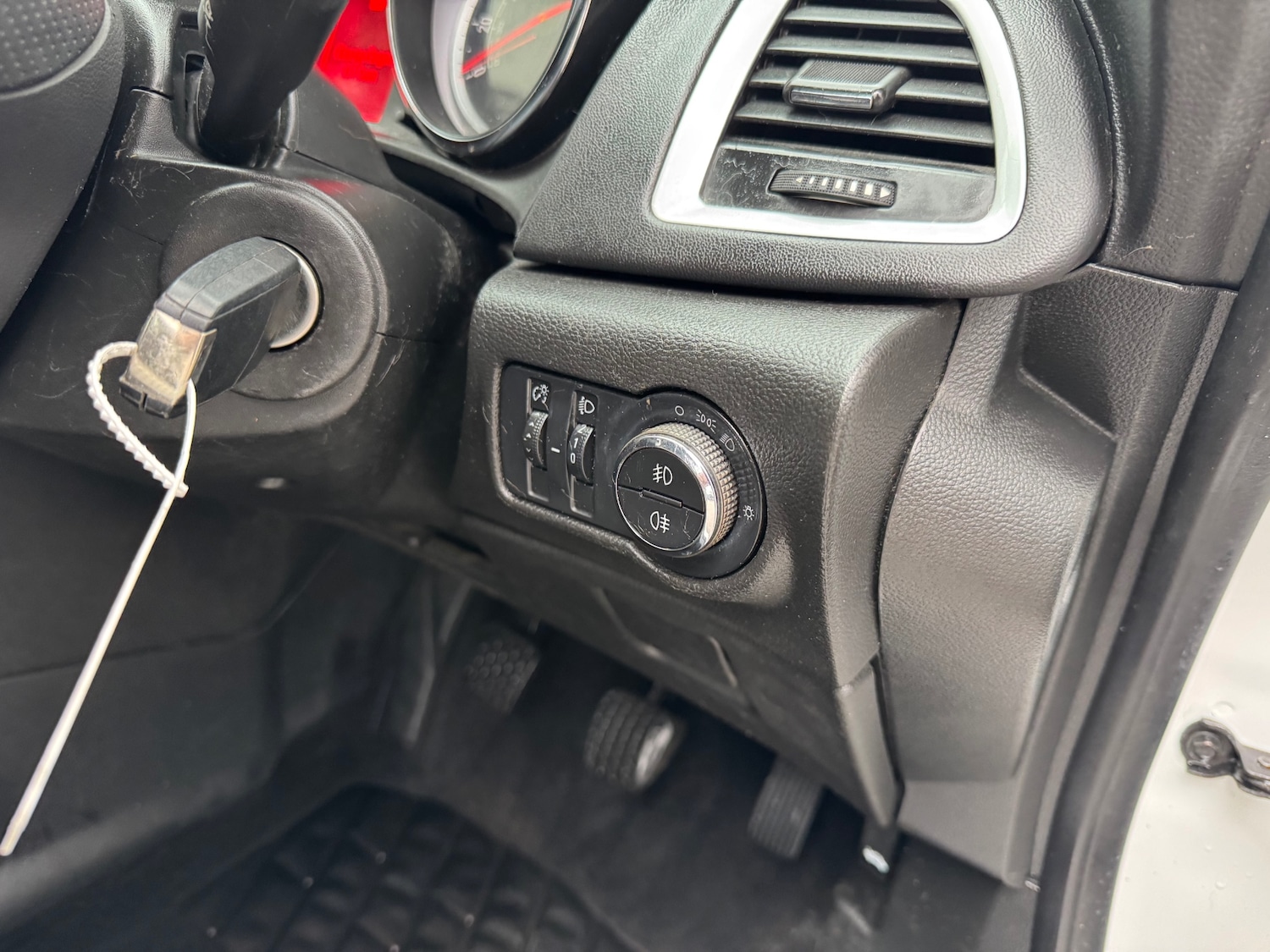 Used Vauxhall Astra 2014 for sale - 77679370: Photo 11