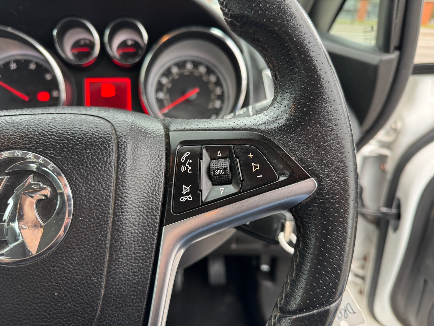 Used Vauxhall Astra 2014 for sale - 77679370: Photo 13