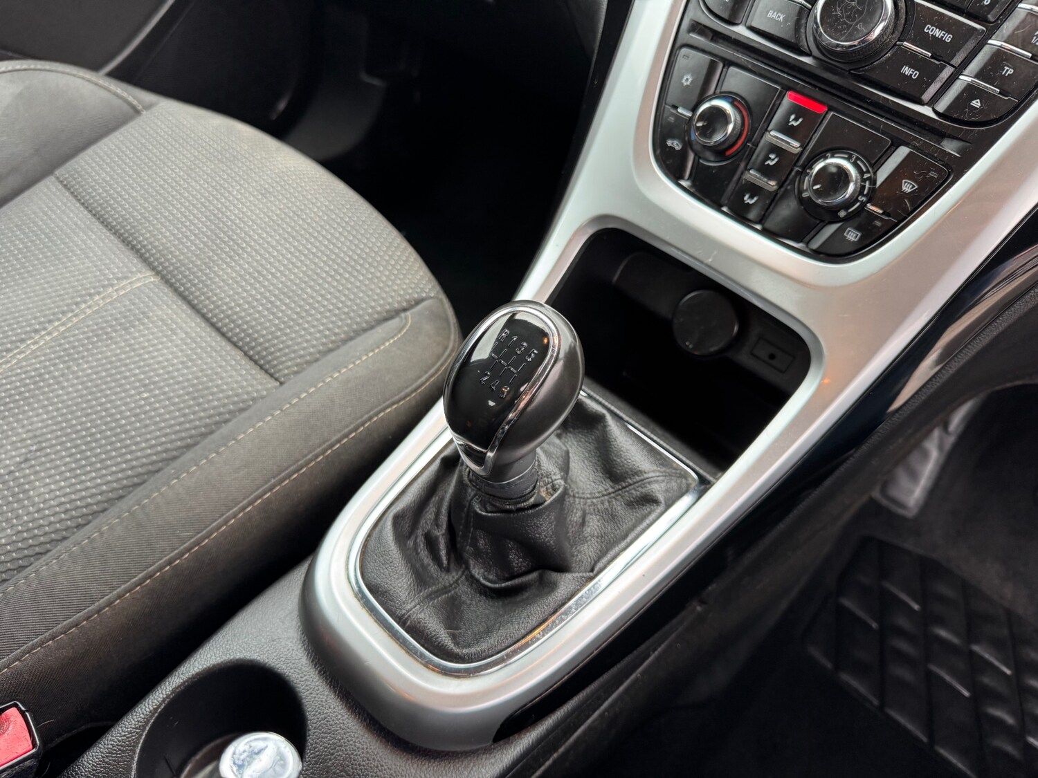 Used Vauxhall Astra 2014 for sale - 77679370: Photo 17