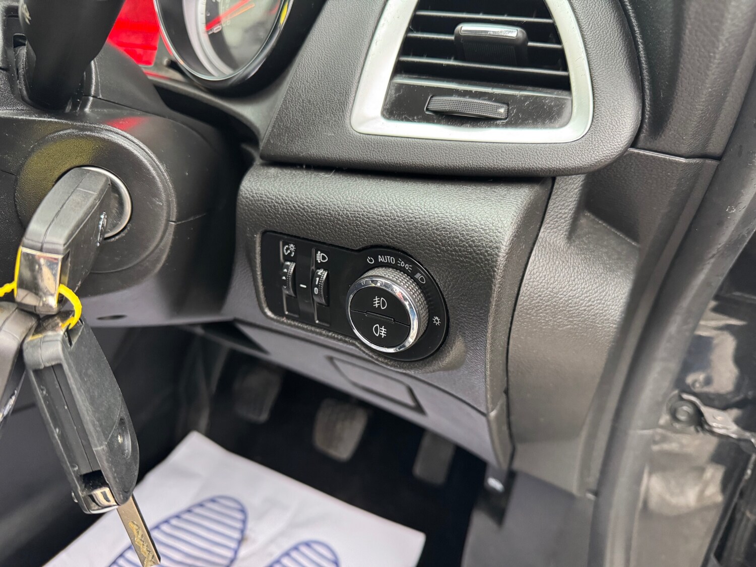 Used Vauxhall Astra 2013 for sale - 77594960: Photo 12