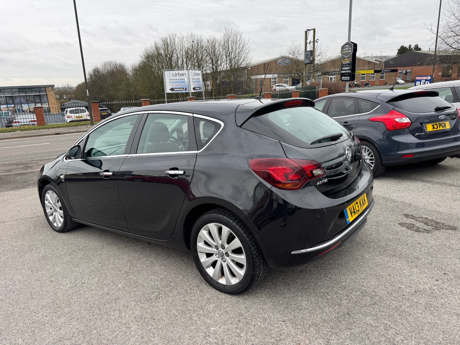 Used Vauxhall Astra 2013 for sale - 77594960: Photo 3