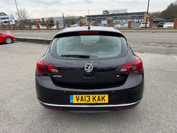 Used Vauxhall Astra 2013 for sale - 77594960: Photo