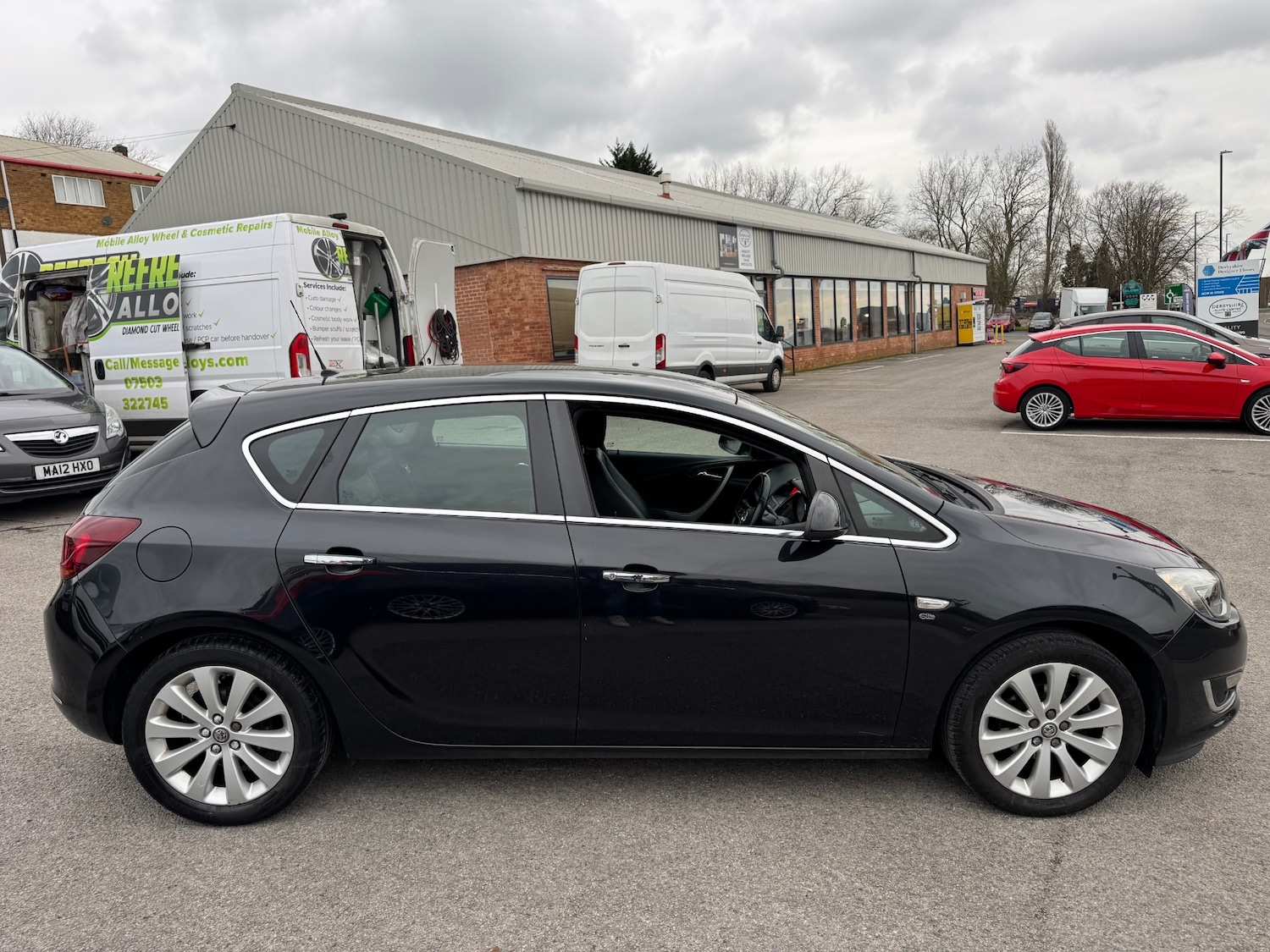 Used Vauxhall Astra 2013 for sale - 77594960: Photo 6