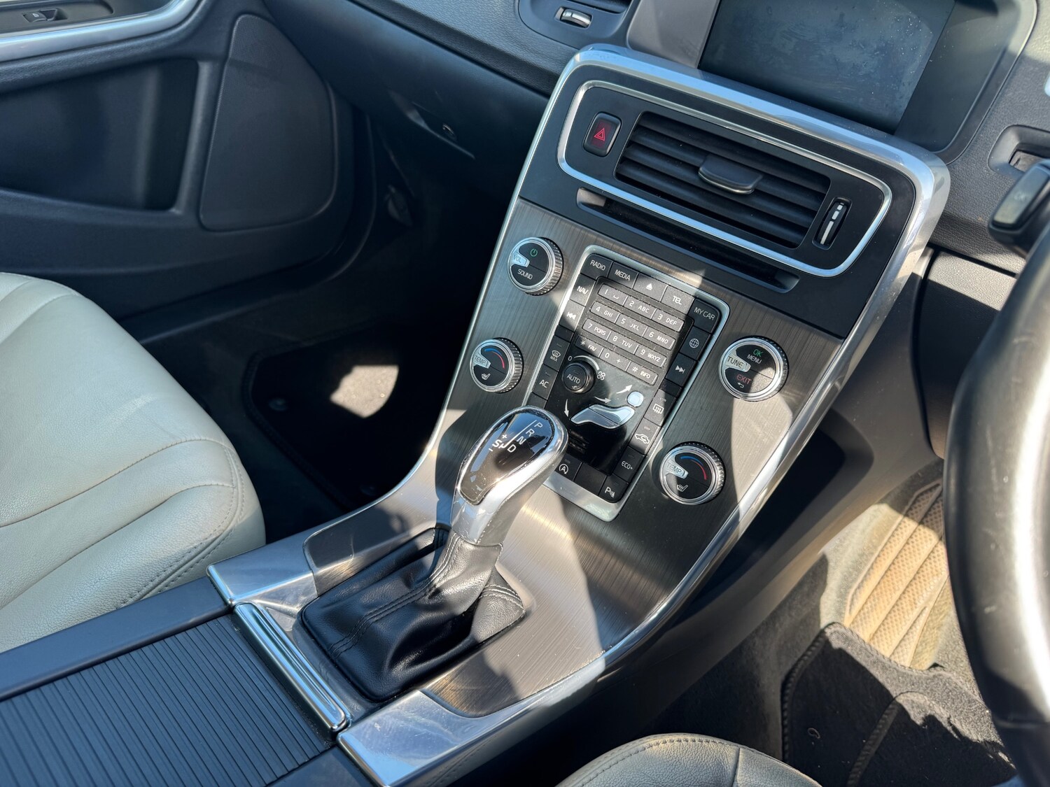 Used Volvo S60 2016 for sale - 77916907: Photo 18