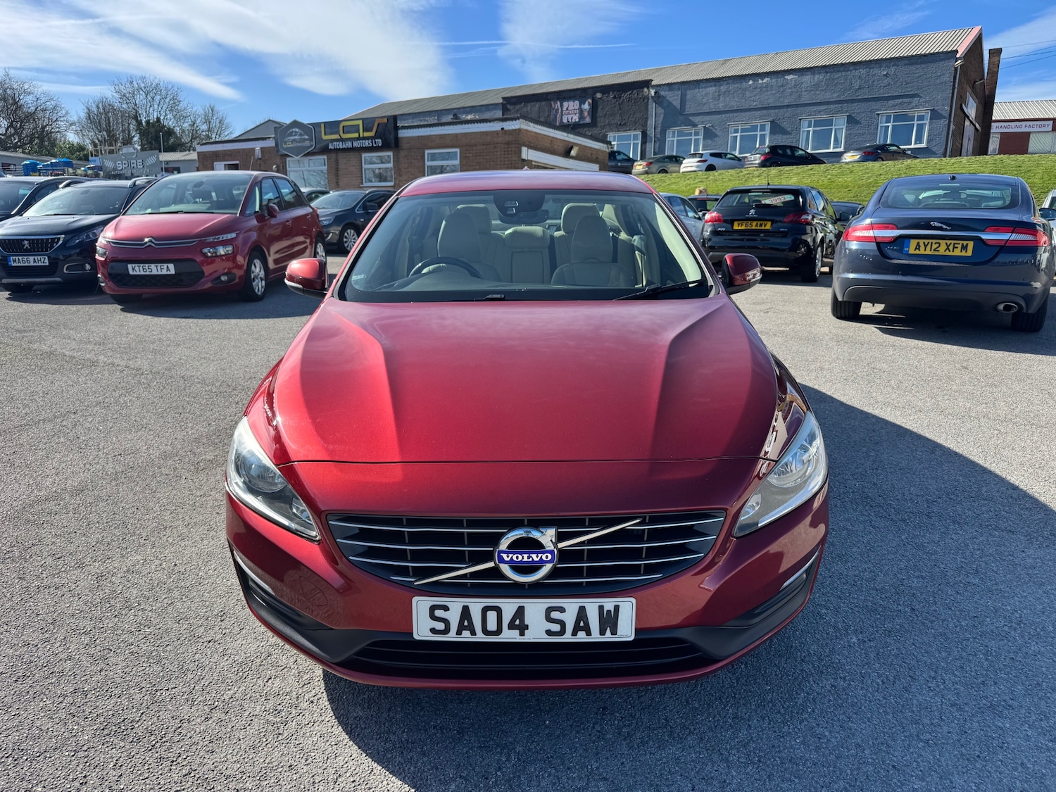 Used Volvo S60 2016 for sale - 77916907: Photo 2