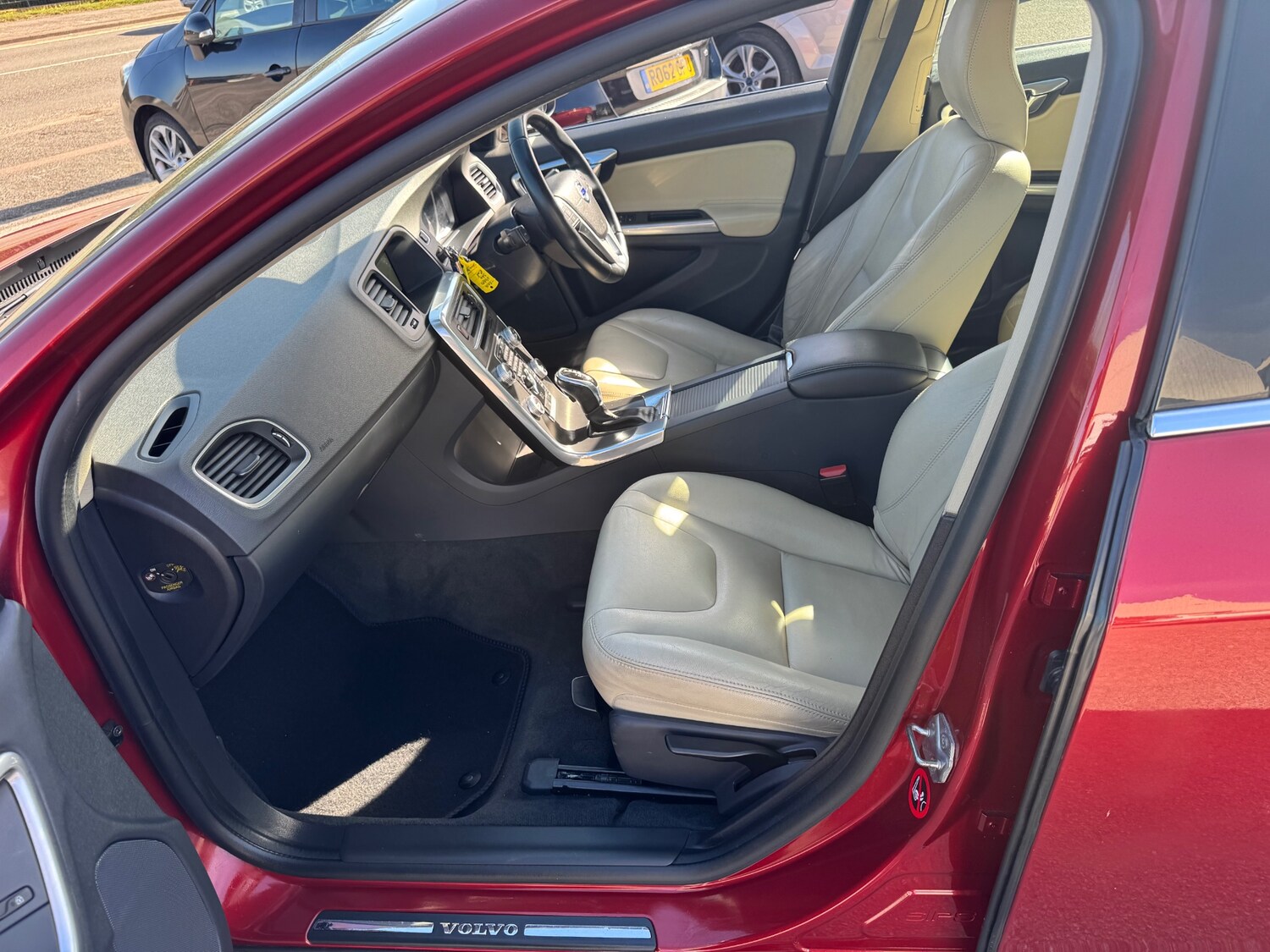 Used Volvo S60 2016 for sale - 77916907: Photo 20